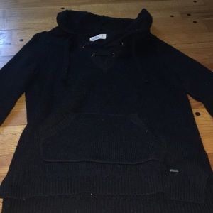 Black Hollister sweater